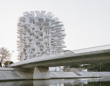 Torre Residencial L’Arbre Blanc / Sou Fujimoto Architects + Nicolas Laisné + OXO architects + Dimitri Roussel