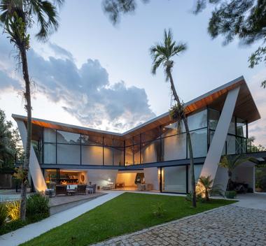Gallery of Hang Glider House / MAAR Studio  - 2