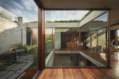 Galería de Casa Phoenix / Sebastian Mariscal Studio  - 4