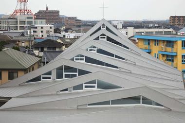 Galería de Iglesia católica de Suzuka / Alphaville Architects  - 7