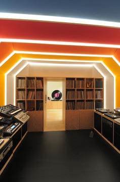 Gallery of EDC Recording Studio / Fairfax  - 3