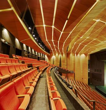 Gallery of Shanghai Hongqiao Performing Arts Center / BAU  - 24