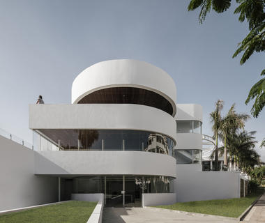 Gallery of Flamingo Club Hotel / Zooco Estudio  - 17