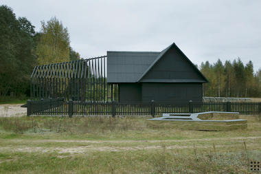 Mythological Museum / ZROBYM architects