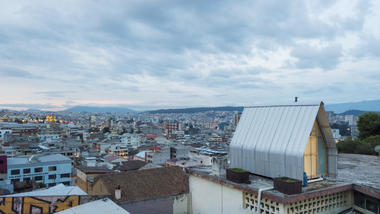 Casa parásito / El Sindicato Arquitectura