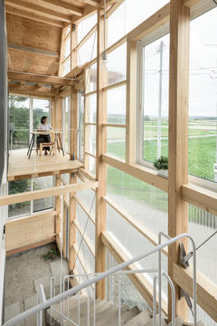 Gallery of The Deformed Roof House of Furano / Yoshichika Takagi + associates  - 2
