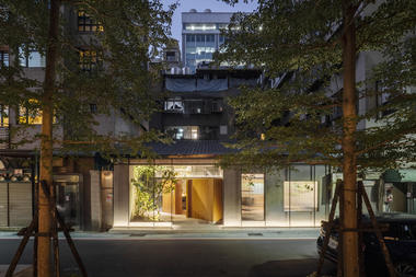 Gallery of 45 Degrees Kitchen and Bar / JC Architecture  - 10