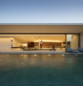 Casa JY / Studio Arthur Casas