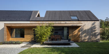 Casa en Kapuvár / László Papp - plémühely