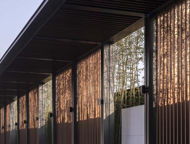 Gallery of Jiangnan Courtyard / PTArchitects  - 19