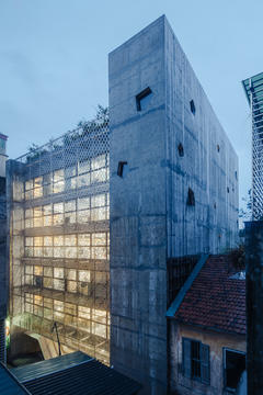 OpenAsia Group总部，两个核心筒吊起的桥梁办公楼 / G8A Architecture & UrbanPlanning