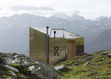 Gallery of On Mountain Hut Cabin / Thilo Alex Brunner  - 2