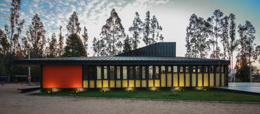 Escuela Rural de Melirrehue / GVAA + BVA