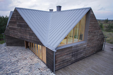 Radailiai 住宅，与地平线融合 / Implant Architecture & Design