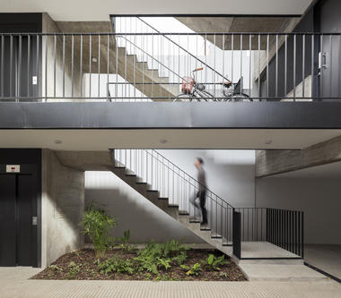 Galería de Edificio Donado 2325 / Estudio NDG + Lautaro Malnatti  - 1