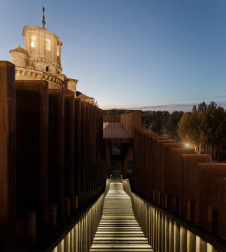 Galería de Proyecto de Iluminación: Remodelación de la Plaza Mayor de Almazán por CH+QS arquitectos  - 4