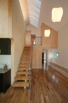 Gallery of Is Cross-Laminated Timber (CLT) the Concrete of the Future?   - 7