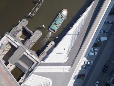 Gallery of Niederhafen River Promenade / Zaha Hadid Architects  - 6