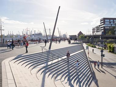 Gallery of Niederhafen River Promenade / Zaha Hadid Architects  - 15