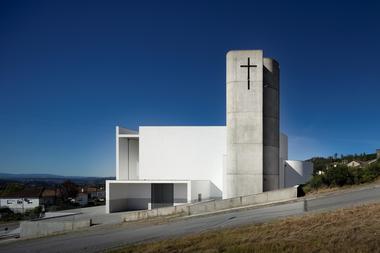 画廊 拉加雷斯教堂，象征手法塑造曲面神圣空间 / FCC Arquitectura  - 14