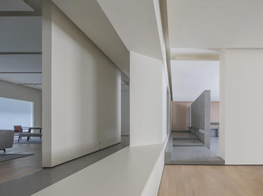 Gallery of HUAYI SPACE Showroom / Co-Direction Design  - 1