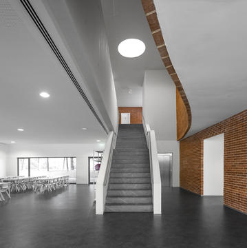 Galeria de Escola Básica EB1 / Adalberto Dias  - 3
