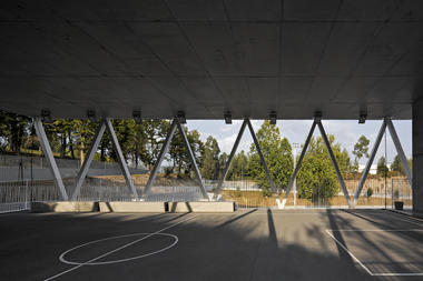 Galeria de Escola Básica e Secundária de Sever Do Vouga / Pedro Domingos Arquitectos  - 17