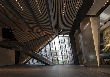 Galeria de Taipei Nanshan Plaza / Mitsubishi Jisho Sekkei  - 4
