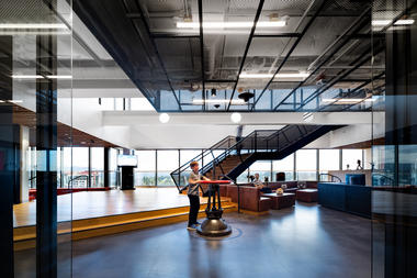 Gallery of Valve Headquarters / Clive Wilkinson Architects + JPC Architects  - 14