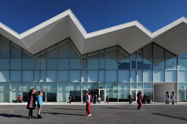 Escuela Vilela / CNLL