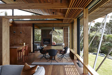 Gallery of Tutukaka House / Herbst Architects  - 4