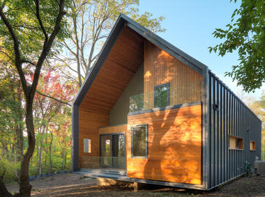 Galería de The Matchbox House / Bureau for Architecture and Urbanism  - 7