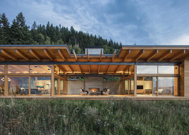 Gallery of Hood River Residence / Scott | Edwards Architects  - 1