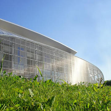 Gallery of Transparent Media Façade IMAGIC WEAVE® ID - 4
