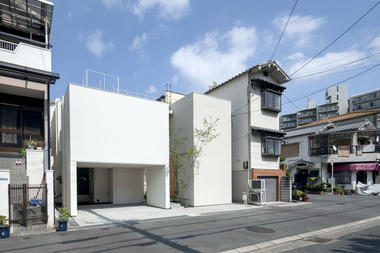 Casa en Matsuyacho / Shogo ARATANI Architect & Associates