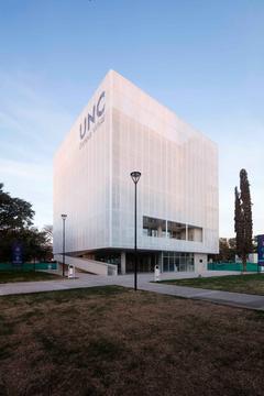 Gallery of UNC Virtual Campus / Deriva Taller de Arquitectura + Guillermo Mir + Jesica Grötter  - 6