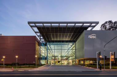 Sesc Guarulhos / Dal Pian Arquitetos