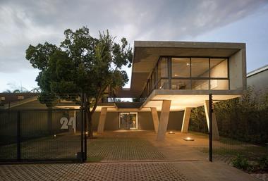 Flotando en el Espacio / W design architecture studio 