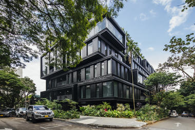 Hotel Click Clack Medellín / Plan:b arquitectos