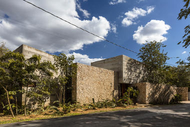 Casa Taller / Muñoz Arquitectos Asociados