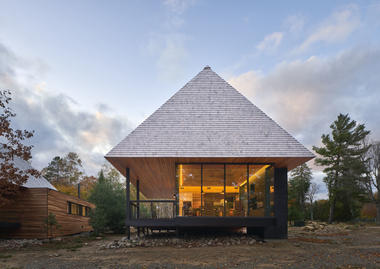 Cabañas Bigwin Island Club / Mackay-Lyons Sweetapple Architects