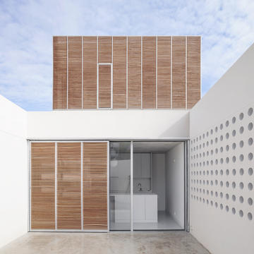 Casa GYA / Emac Arquitectura