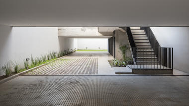 Galería de Edificio Donado 2325 / Estudio NDG + Lautaro Malnatti  - 14