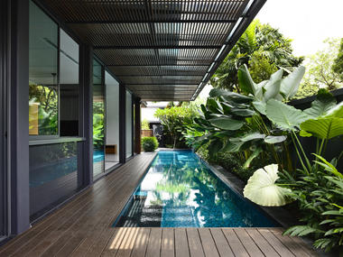 Gallery of Verdant Verandahs House / HYLA Architects  - 5