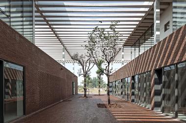 Gallery of Dingshi Logistics Office / ARCHSTUDIO  - 19