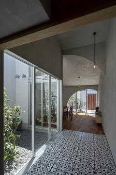 Gallery of House in Ohasu / arbol  - 4