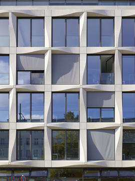 Gallery of Greifswalder Office Building / Tchoban Voss Architekten  - 4