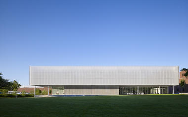 Gallery of Fine Arts and Design Studios / BNIM  - 19