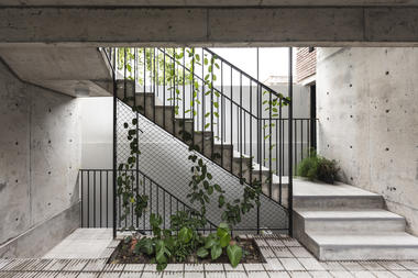 Gallery of Juana Azurduy 1635 Building / BAAG  - 4