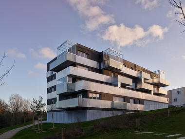 Maxime草原住宅楼 / a/LTA architectes urbanistes